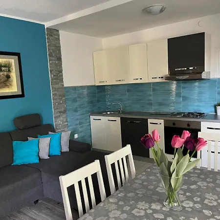 Mucic Διαμέρισμα