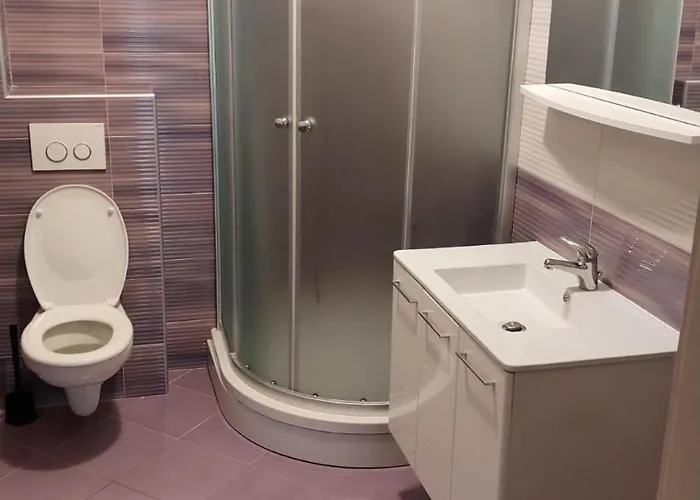 Mucic * Μακάρσκα