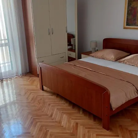 Apartment Mucic