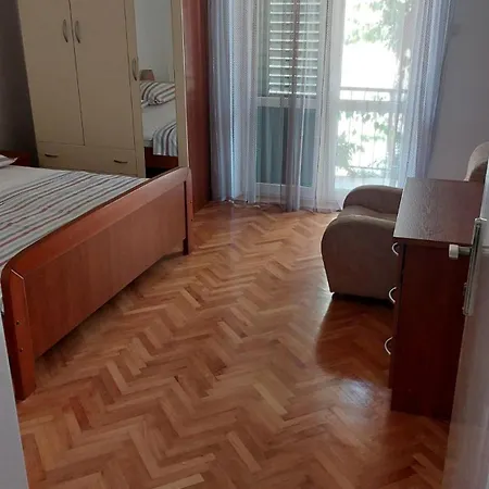 Apartament Mucic